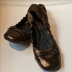 BORN Metallic Ballerina style flats like NEW
